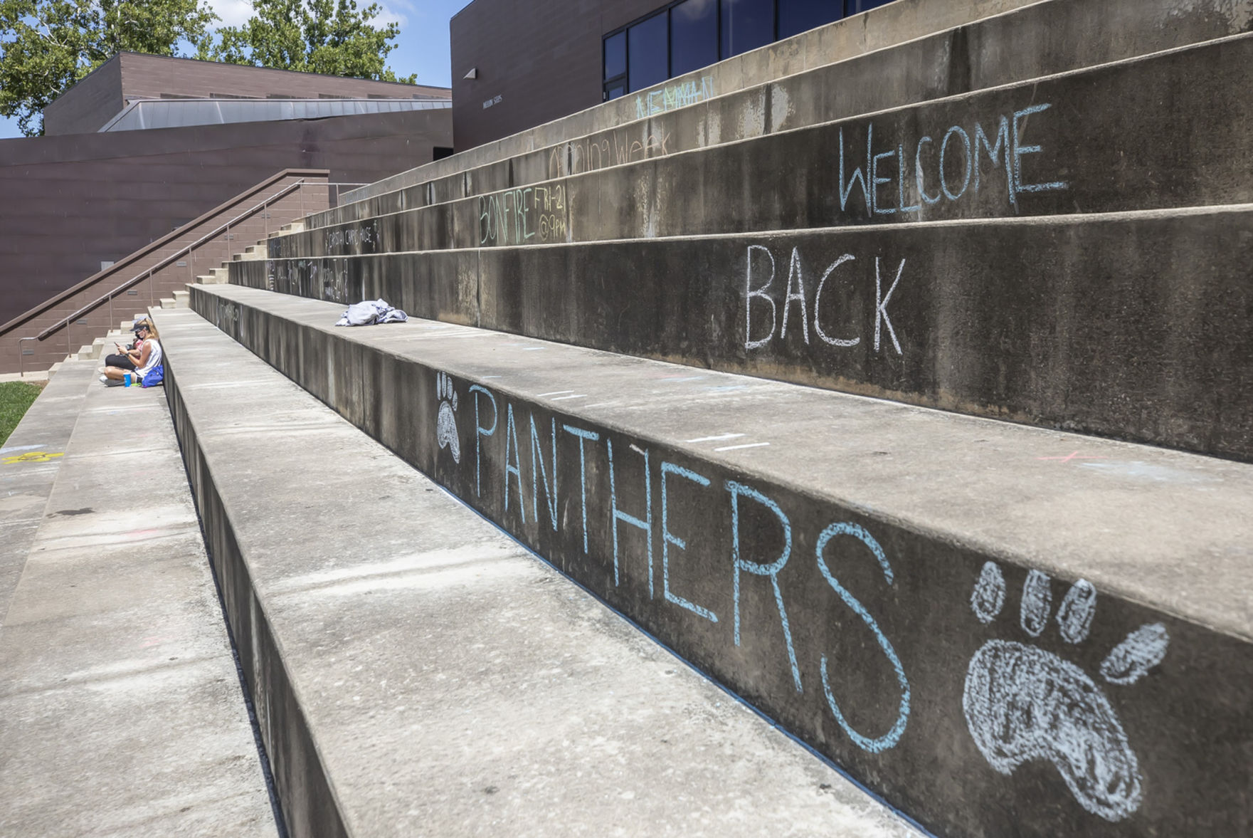 EIU_Move_In 2 08.20.20.JPG